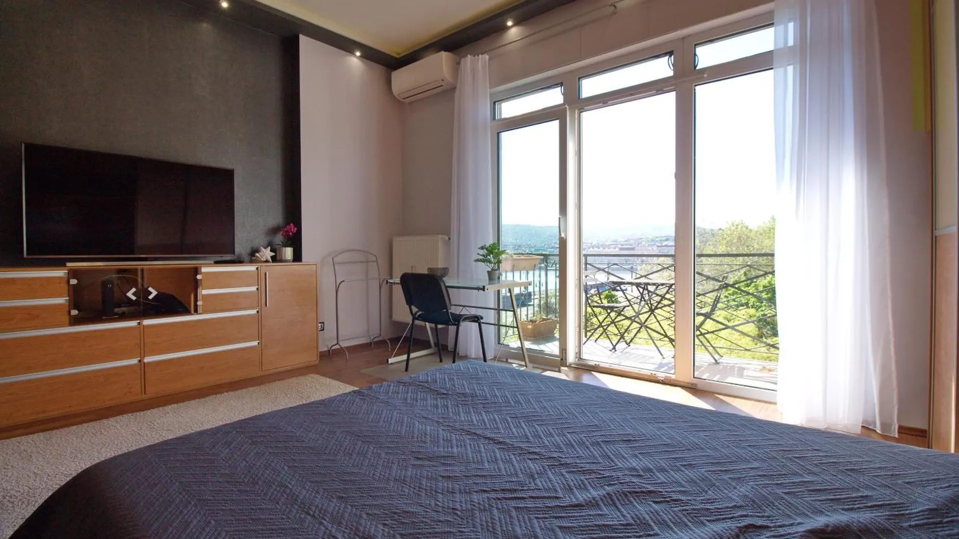 Appartamento Small Paris Budapest Ungheria